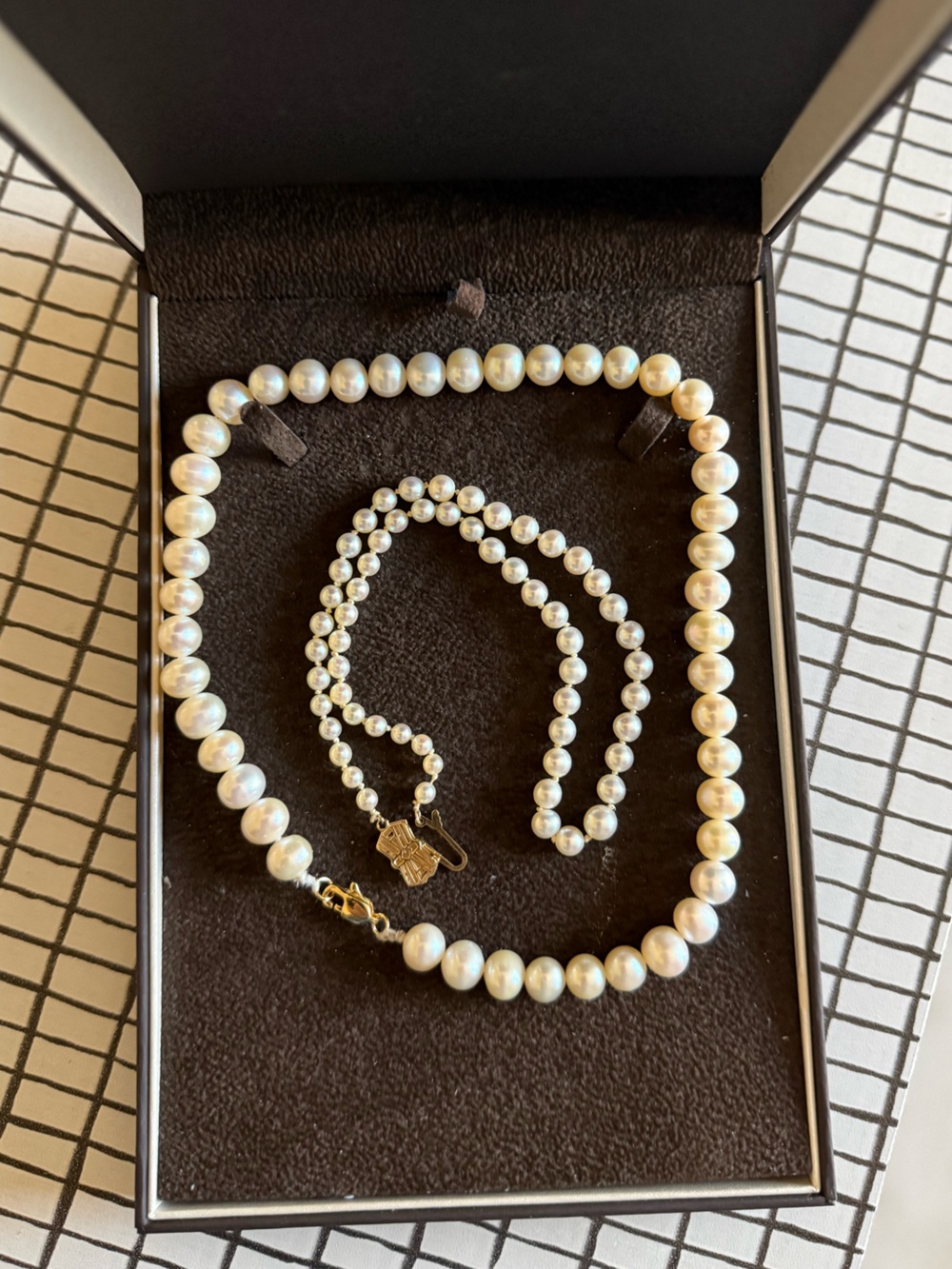 AAA TOP LUSTER Pearl Necklace w 14 k Gold plated Clasp - comparable to mikimoto